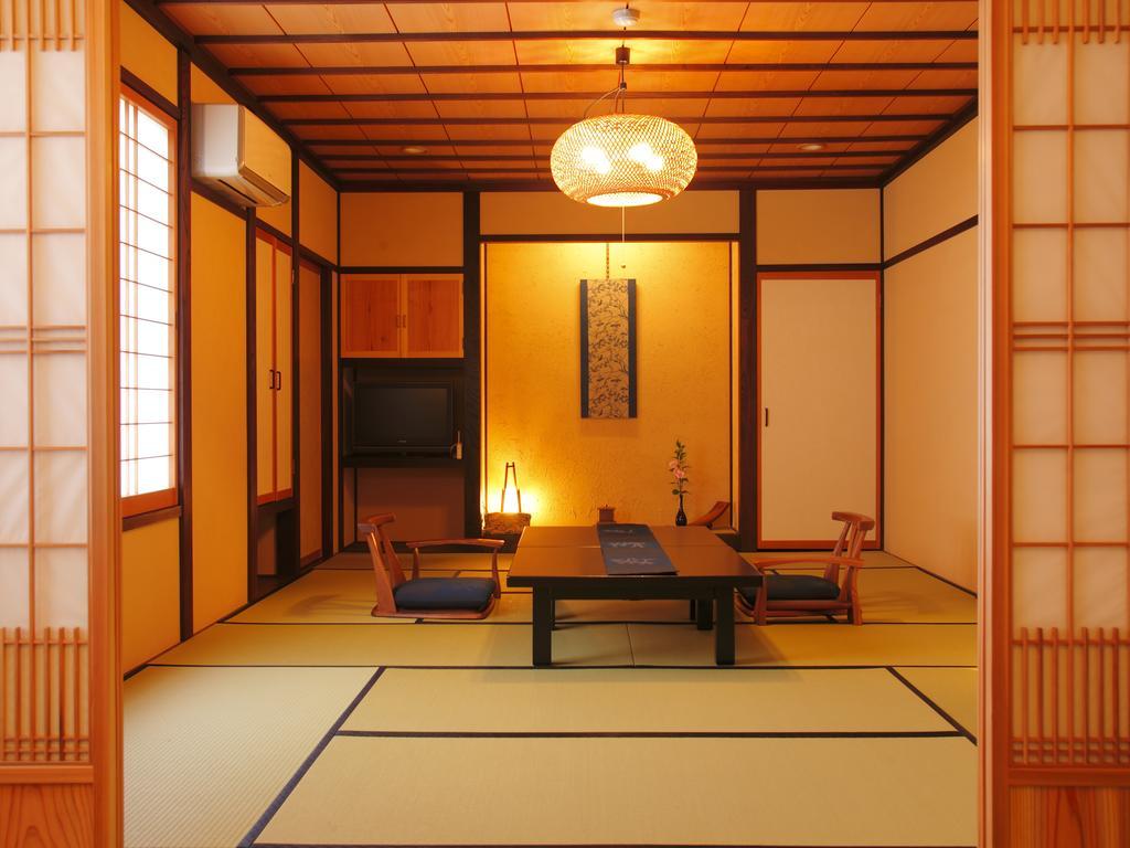 Hanaougi Bettei Iiyama Takayama  Extérieur photo